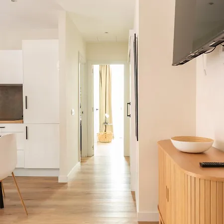 Preciosa Reina Apartment *