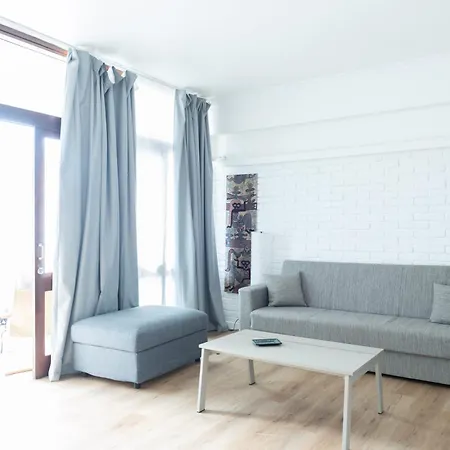 Preciosa Reina Apartment *