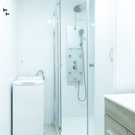 Preciosa Reina Apartment *